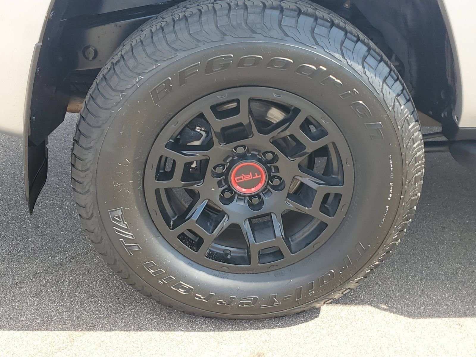 Used 2022 Silver Toyota TRD Off-Road Premium image 5