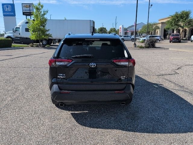 Used 2024 Black Toyota XLE image 18