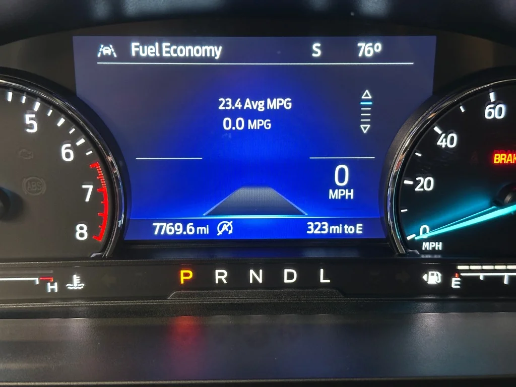 Used 2024 Red Ford XLT image 3