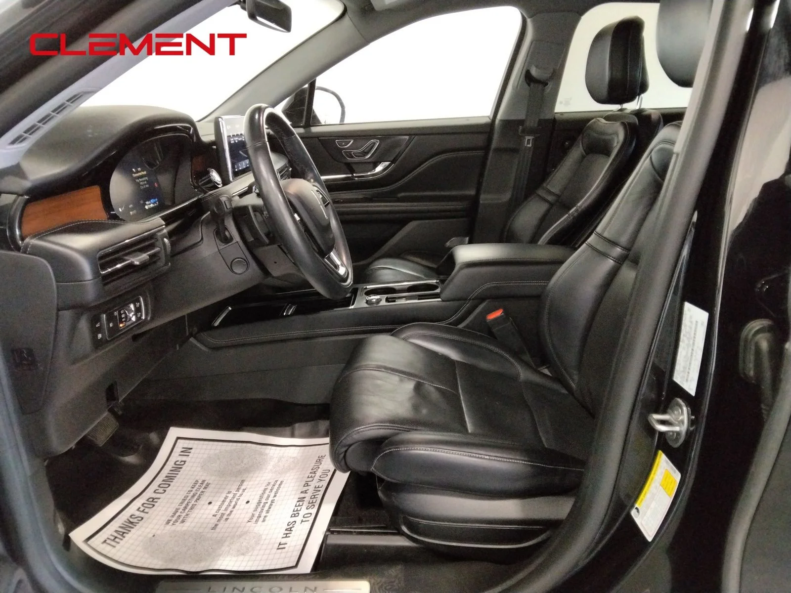 Used 2021 Black Lincoln Grand Touring image 34