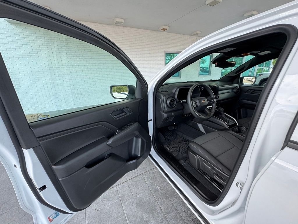 Used 2025 White Chevrolet Work Truck image 11