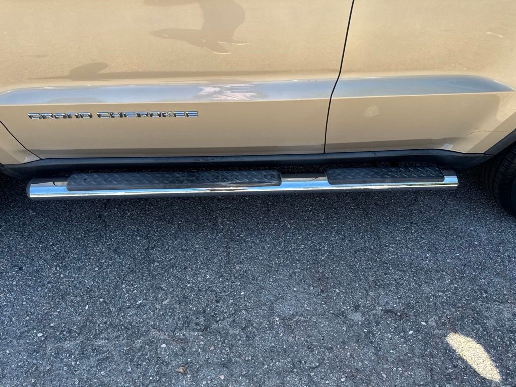 Used 2014 Beige Jeep Laredo image 10