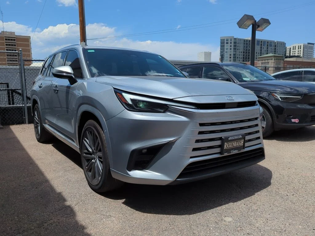 2024 Lexus TX 550h+ 550h+ Luxury's photo