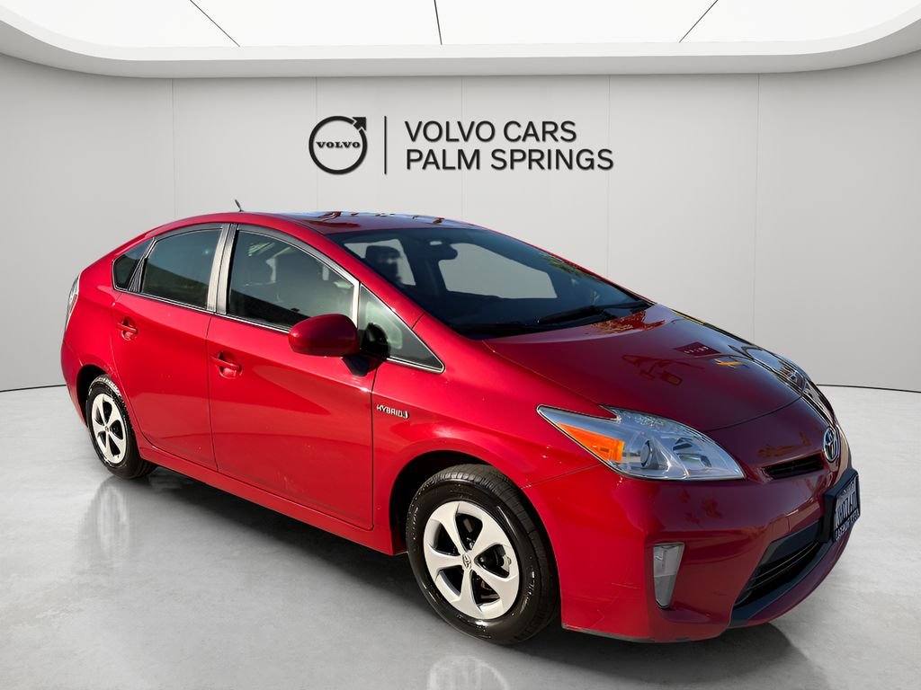 2015 Toyota Prius Two's photo