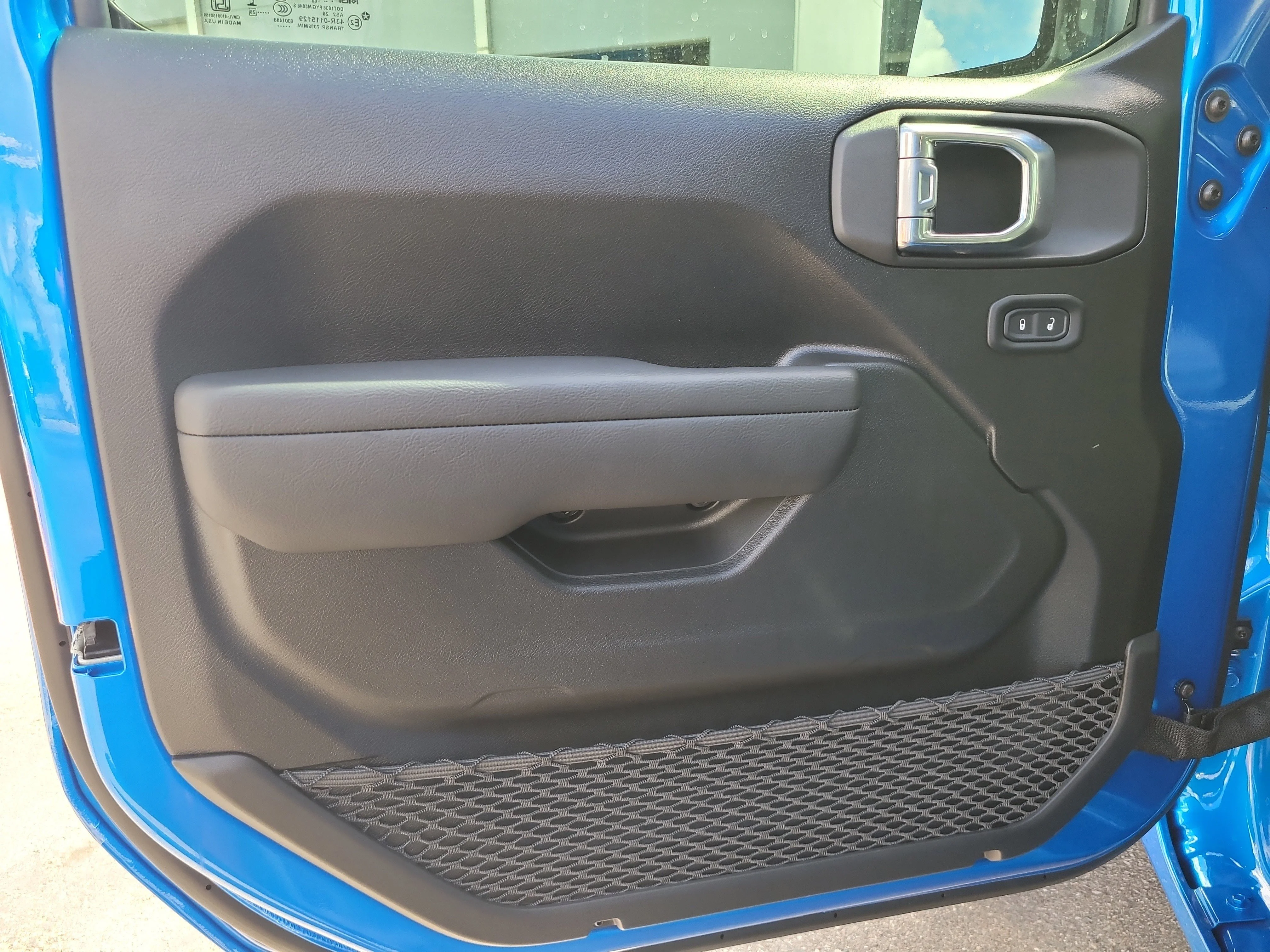New 2026 Hydro Blue Pearlcoat Jeep Sport image 12