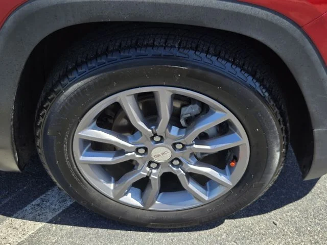 Used 2022 Red GMC SLT image 20
