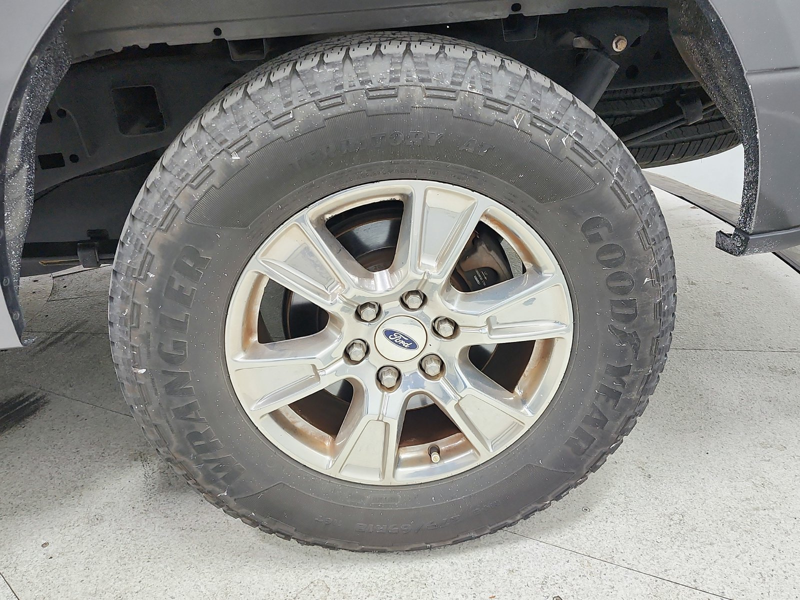 Used 2016 Gray Ford XLT image 18