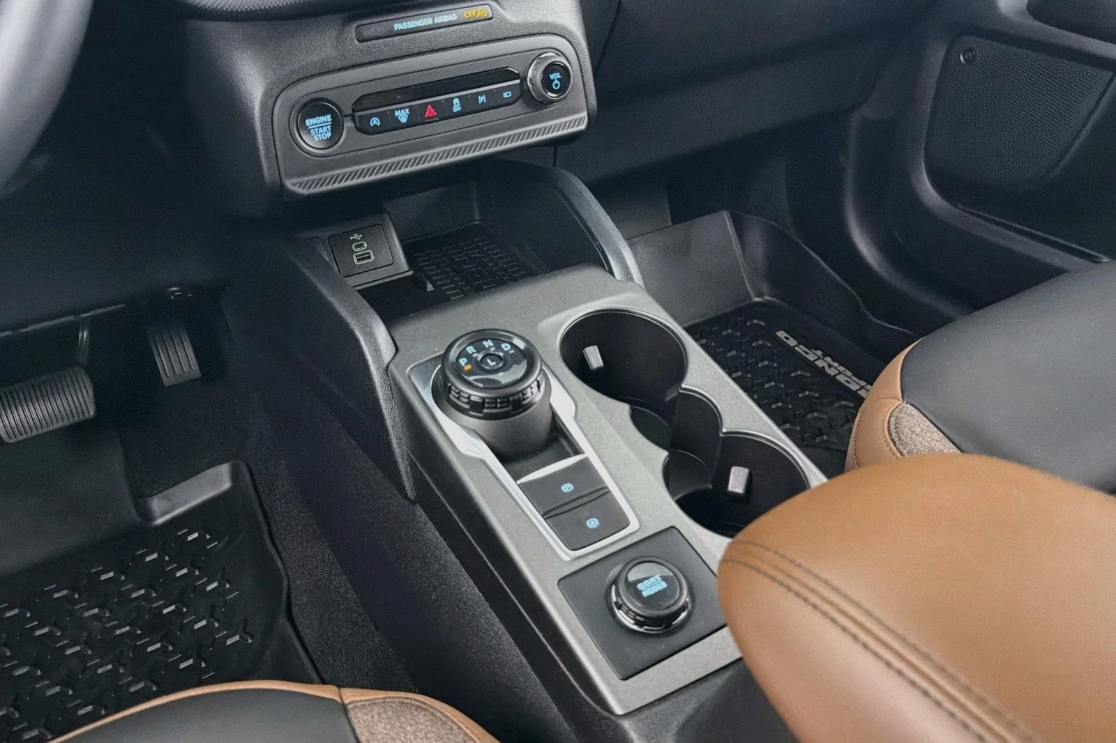Used 2025 AZURE GRAY Ford Outer Banks image 5