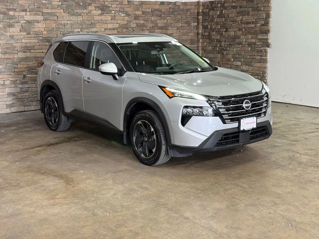 Certified Used 2025 Brilliant Silver Metallic Nissan SV image 3