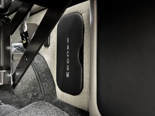 New 2026 Onyx Black GMC Explorer Limited SE image 12