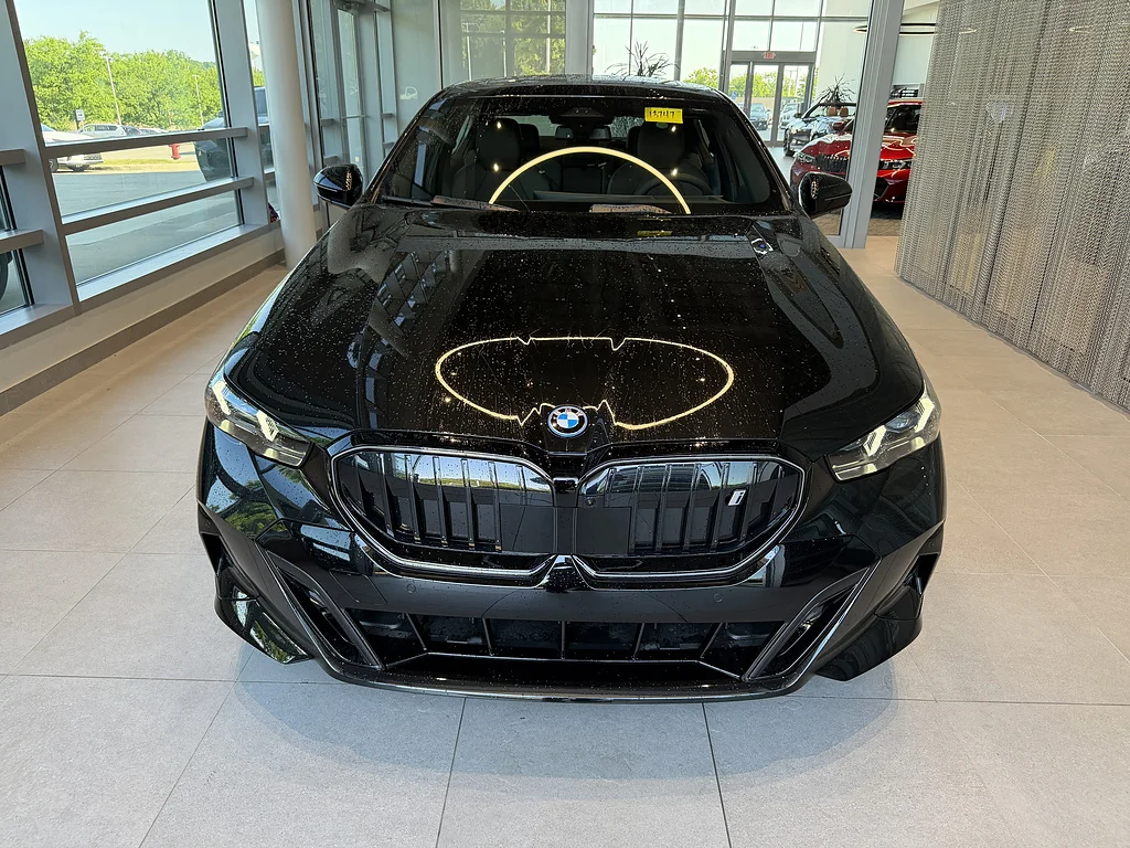 New 2027 Black Sapphire Metallic BMW xDrive40 image 2