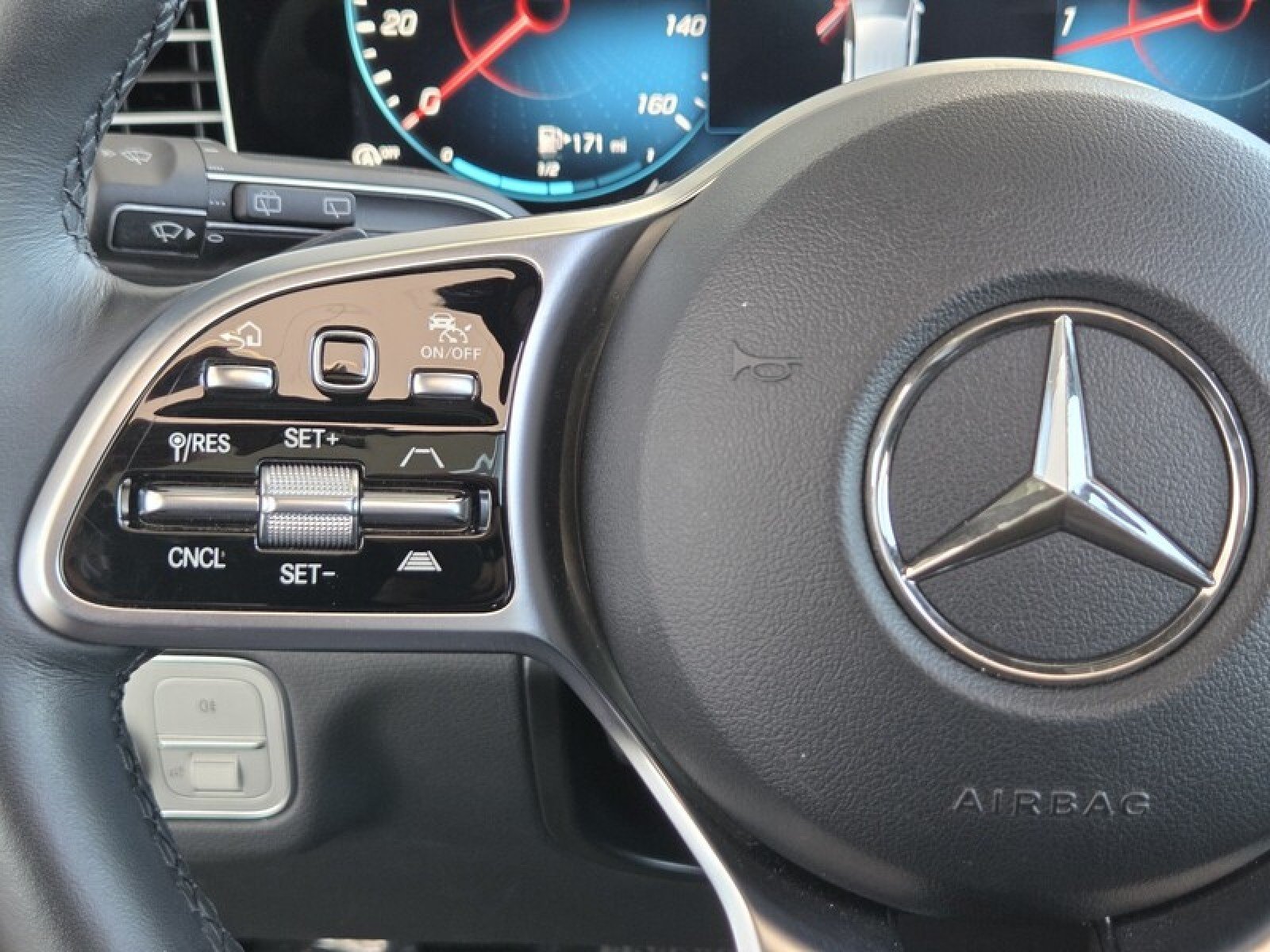 Certified Used 2023 Black Mercedes-Benz GLE 350 image 26