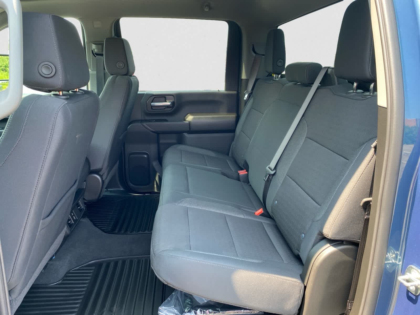 2026 Chevrolet Silverado 2500HD Custom - Photo 20