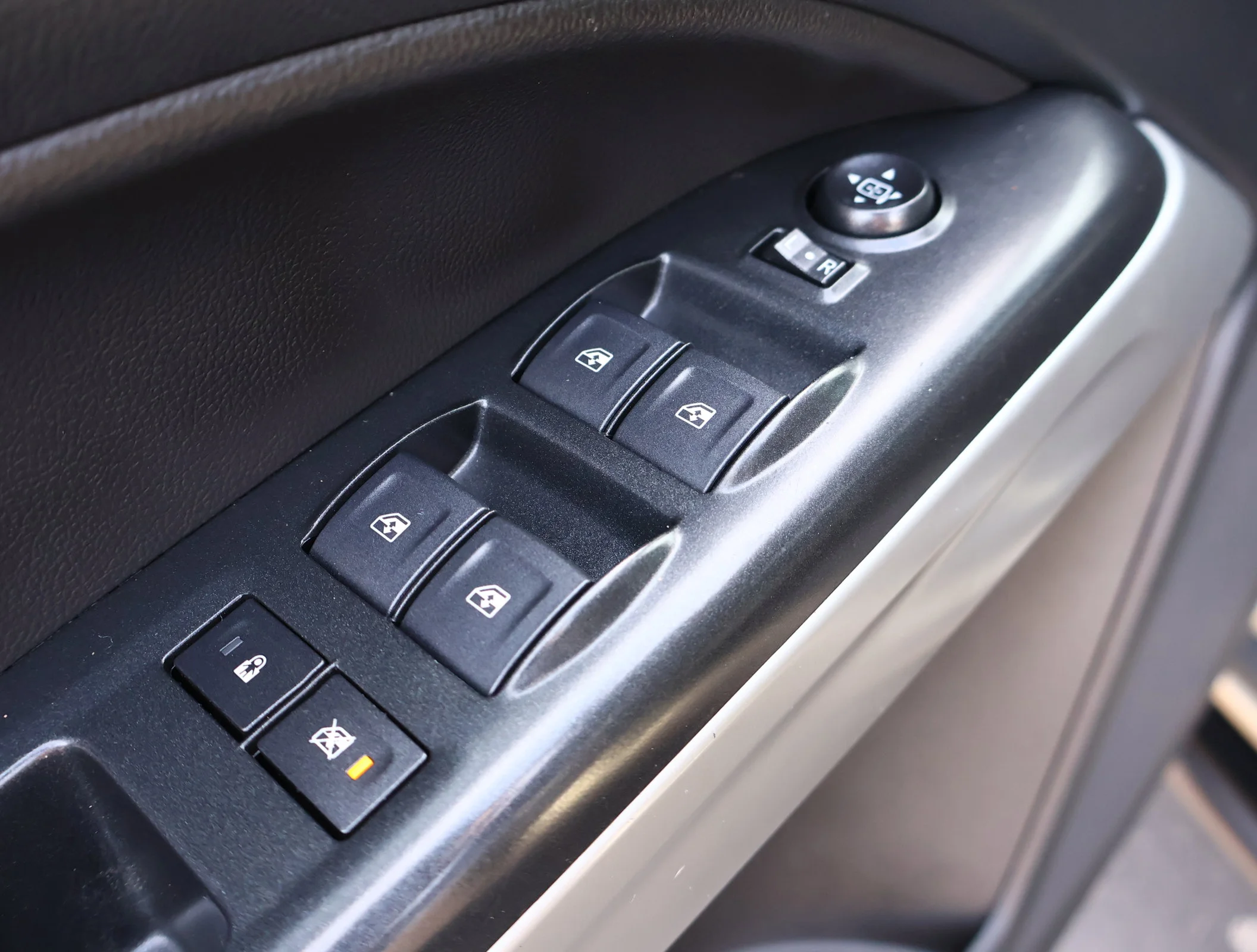 Used 2022 Sand Dune Metallic Chevrolet ZR2 image 8