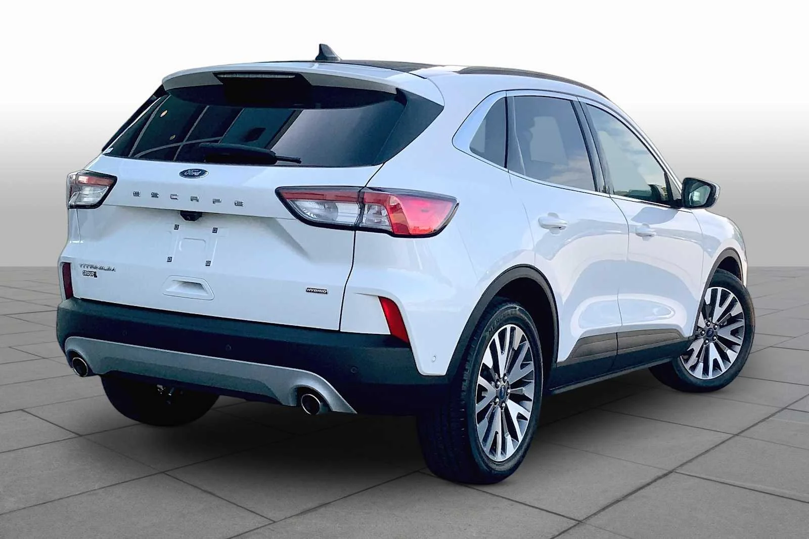 Used 2020 Star White Metallic Tri-Coat Ford Titanium Hybrid image 13