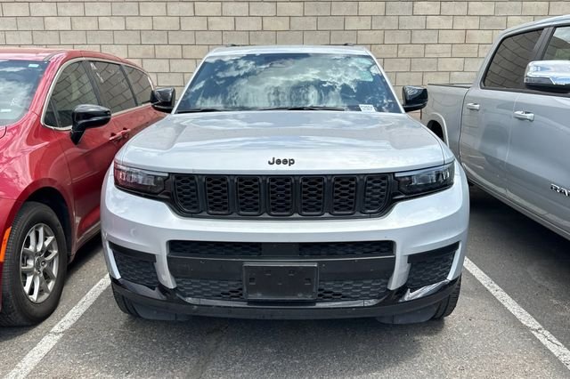 Certified Used 2023 Silver Jeep Altitude image 2