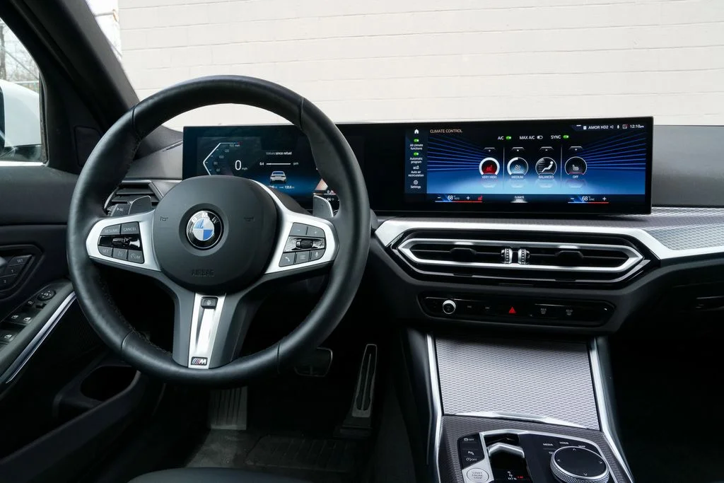 2024 BMW 3 Series 330i - Photo 20