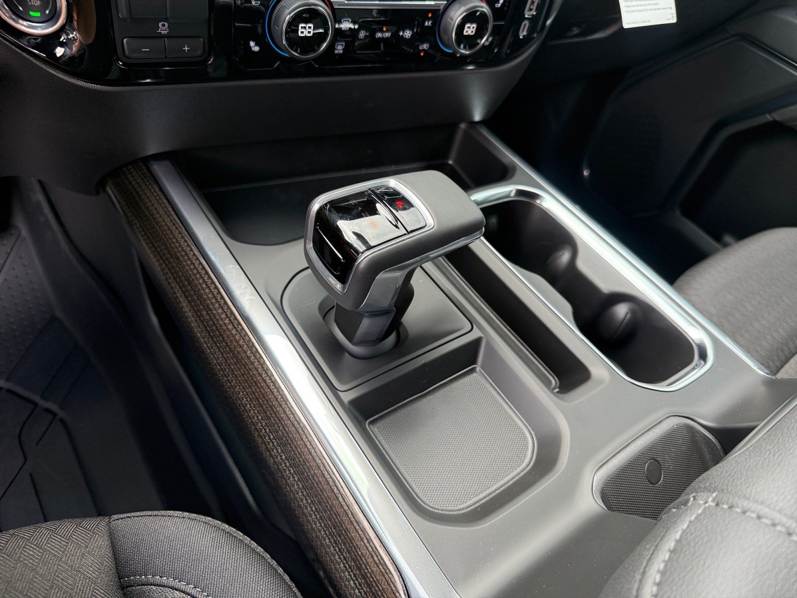 New 2026 Sterling Gray Metallic Chevrolet LT image 21