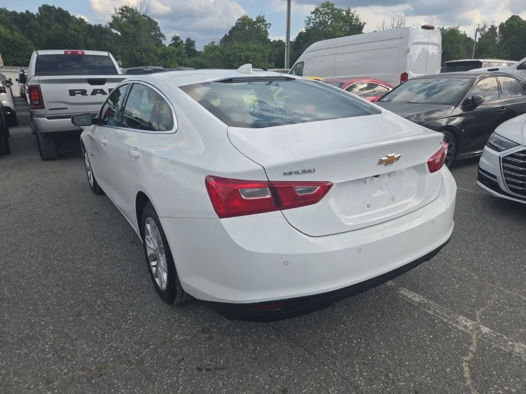 Used 2024 White Chevrolet LT image 4