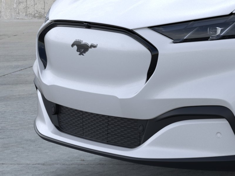 New 2026 Star White Metallic Tri-coat Ford Premium image 17