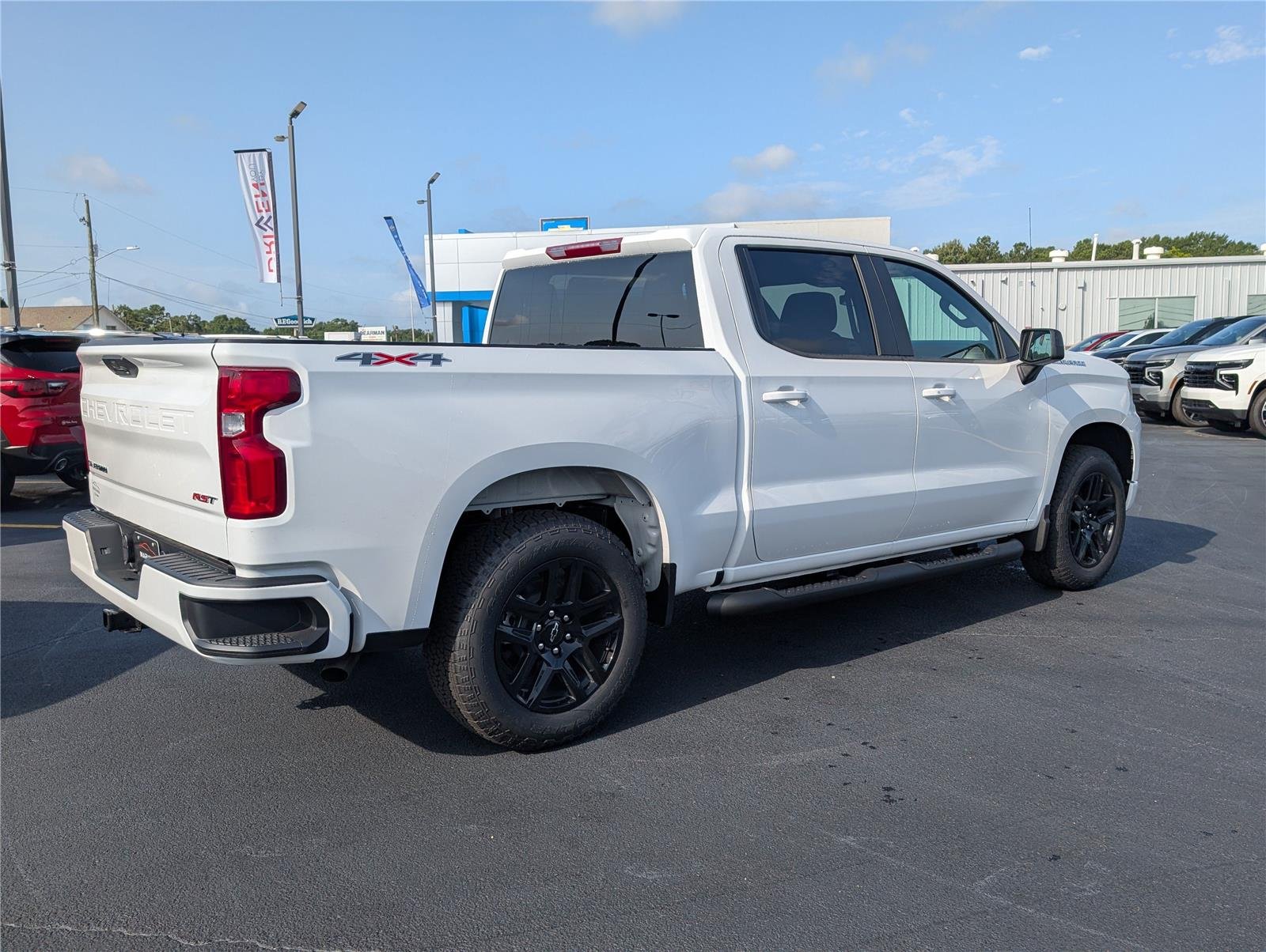 New 2026 Summit White Chevrolet RST image 3