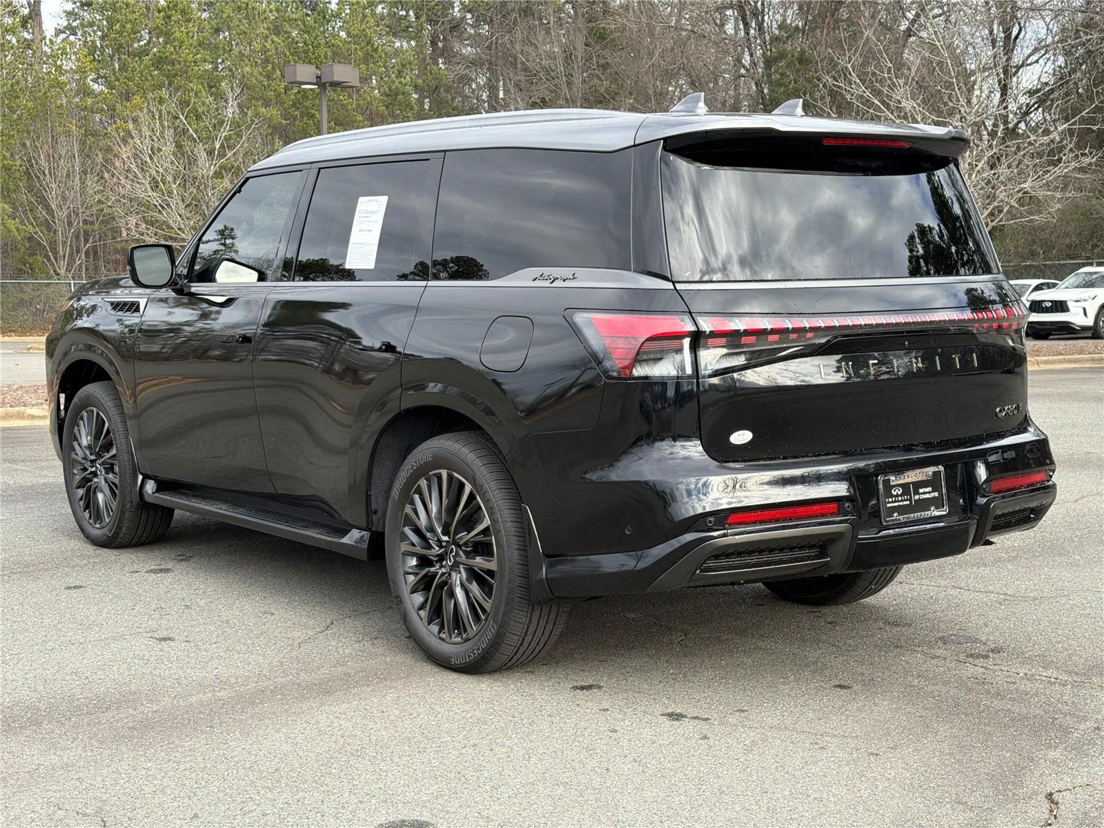 Used 2026 Mineral Black/Graphite Shadow INFINITI AUTOGRAPH image 27