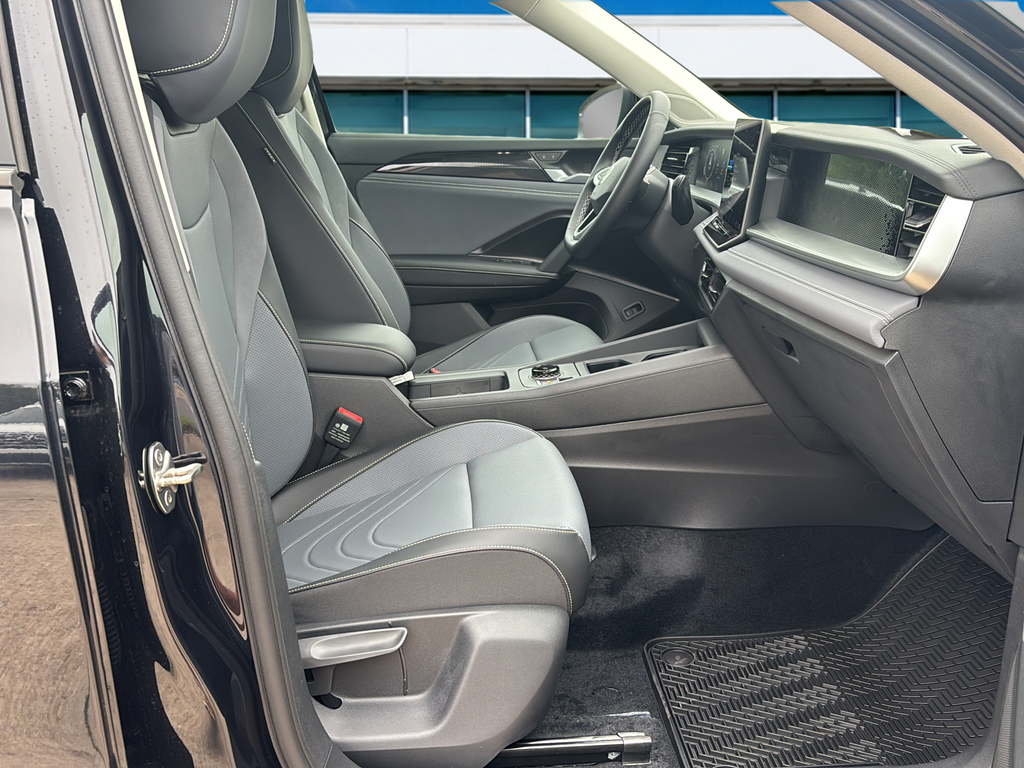 New 2026 Black Volkswagen 2.0T SE image 11