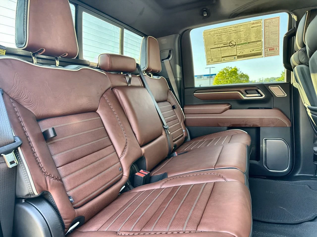 New 2026 Glacier White Tricoat GMC Denali Ultimate image 22