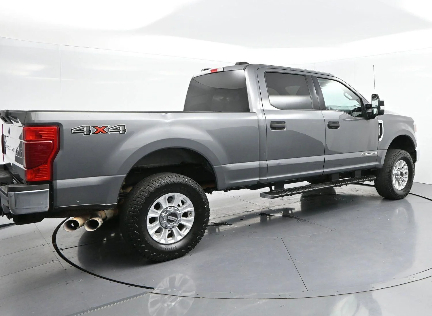Used 2022 Carbonized Gray Ford XLT image 7