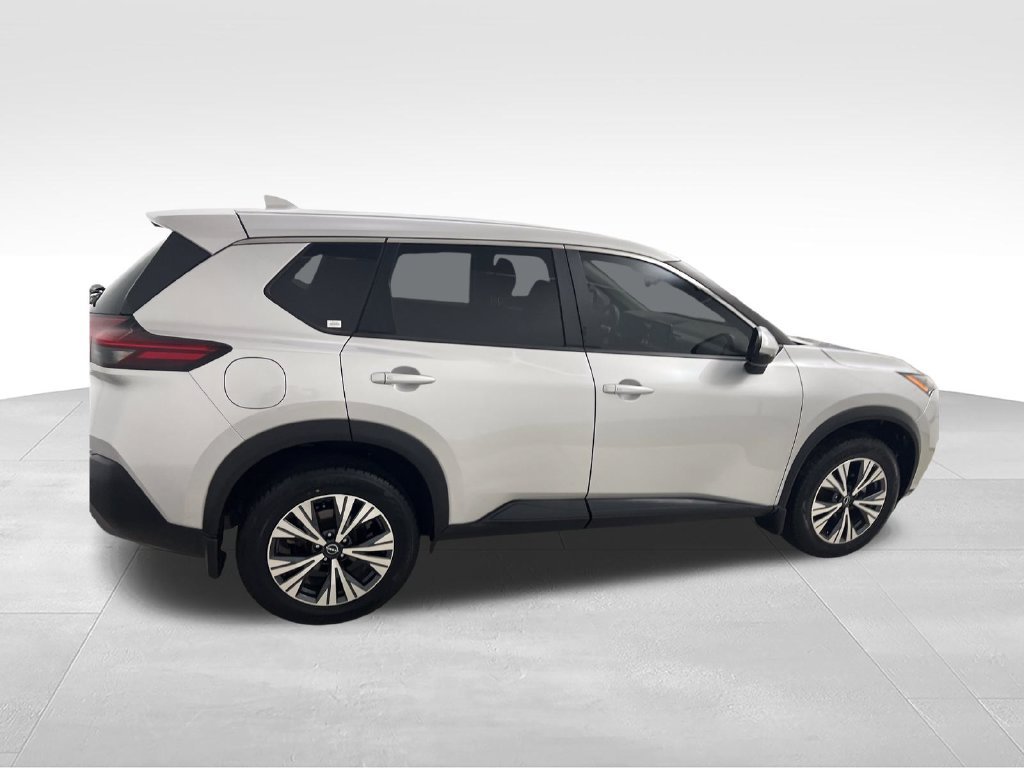 Used 2022 Silver Nissan SV image 6