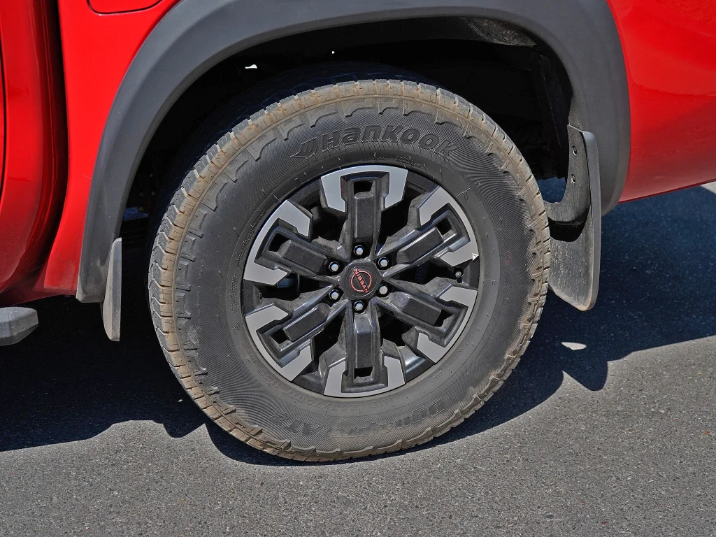 Used 2022 Red Alert Nissan PRO-X image 13