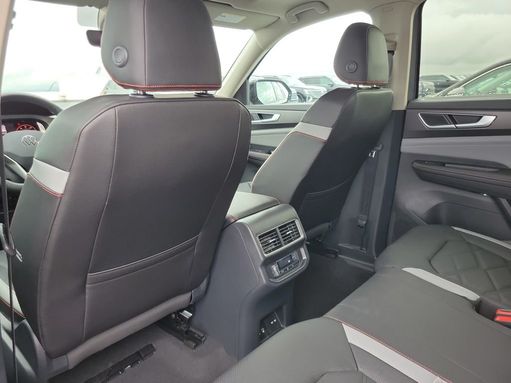 New 2026 Gray Volkswagen 2.0T Peak Edition image 7