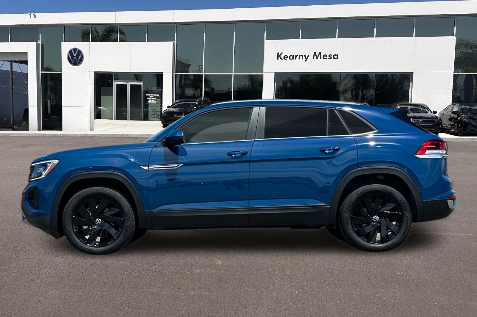 New 2026 Mountain Lake Blue Metallic Volkswagen 2.0T SE w/Technology image 7