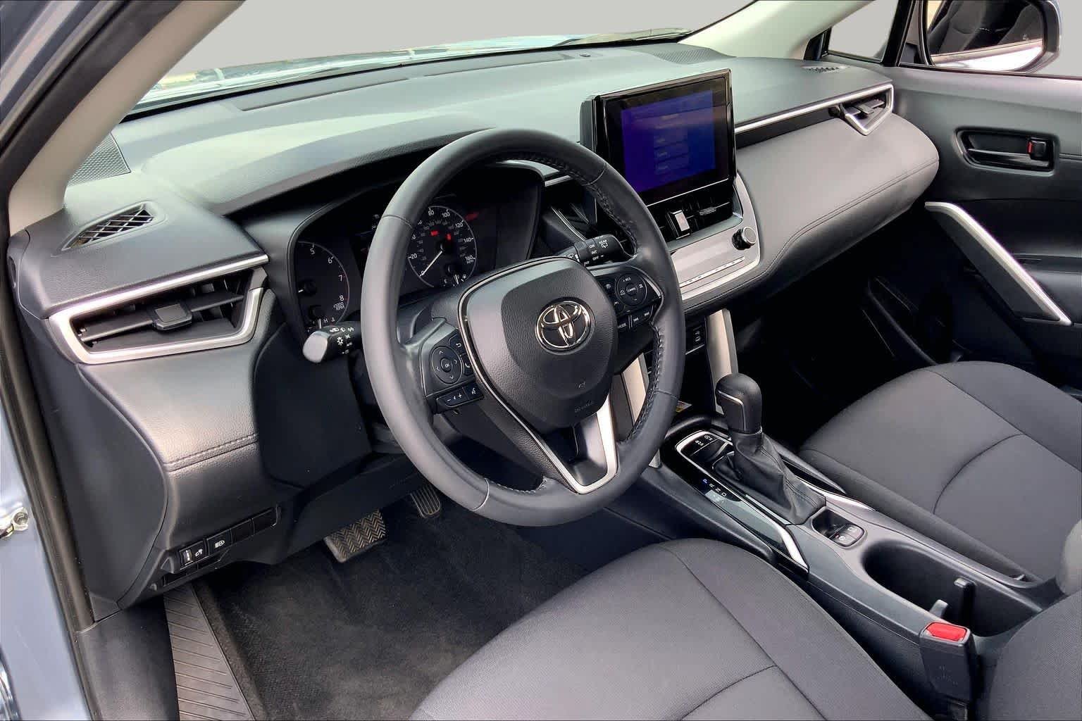 Used 2023 Celestite Toyota LE image 17