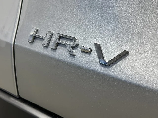 New 2027 Solar Silver Metallic Honda LX image 7