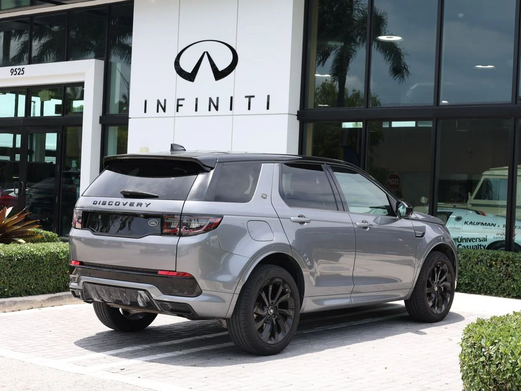 Used 2023 Gray Land Rover S R-Dynamic image 4