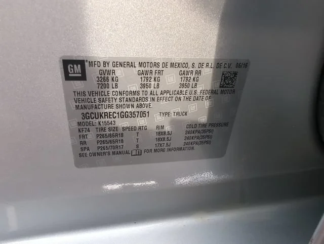 Used 2016 SILVER ICE METALLIC Chevrolet LT image 15