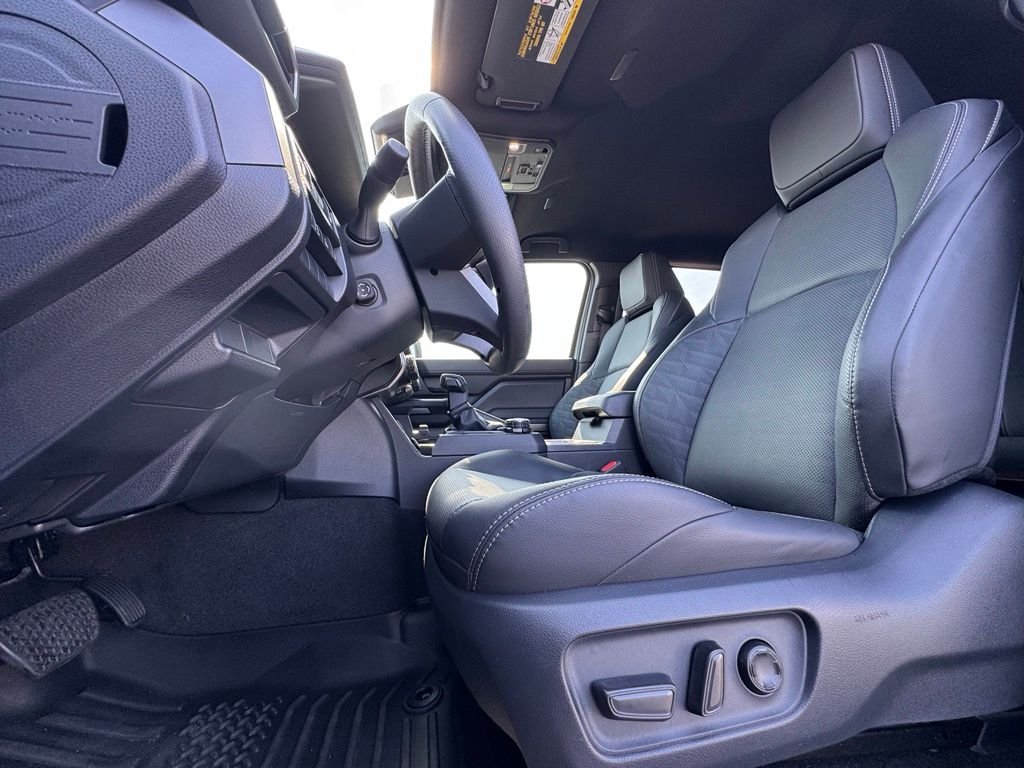 Used 2025  Toyota TRD Off-Road Premium image 18