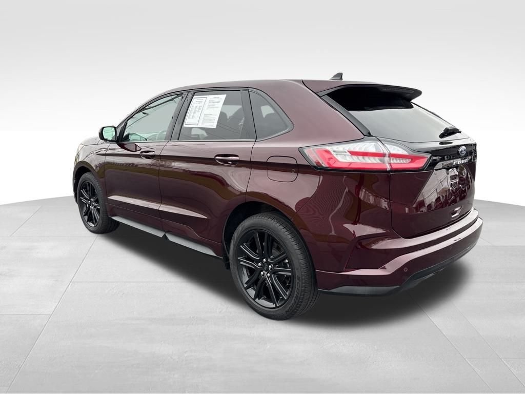 2024 Ford Edge ST photo 3