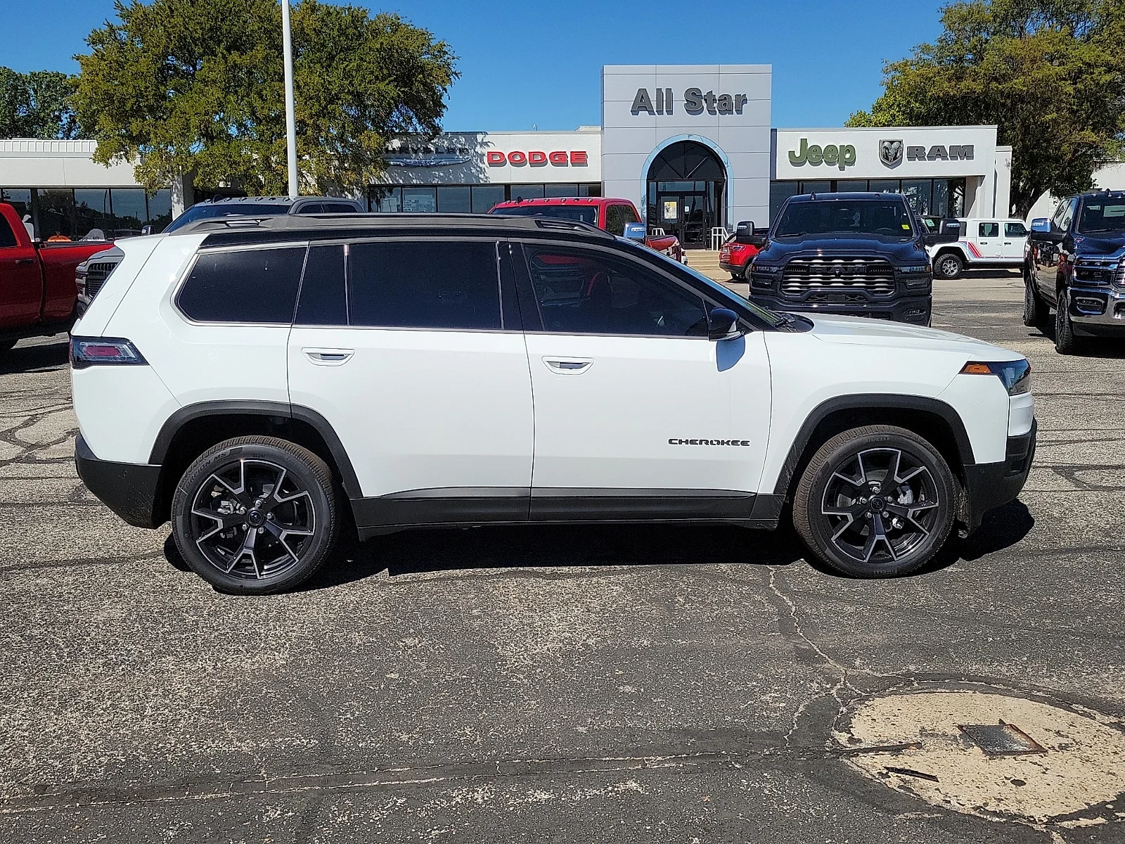 New 2026 Bright White Jeep OVERLAND 4X4 image 5