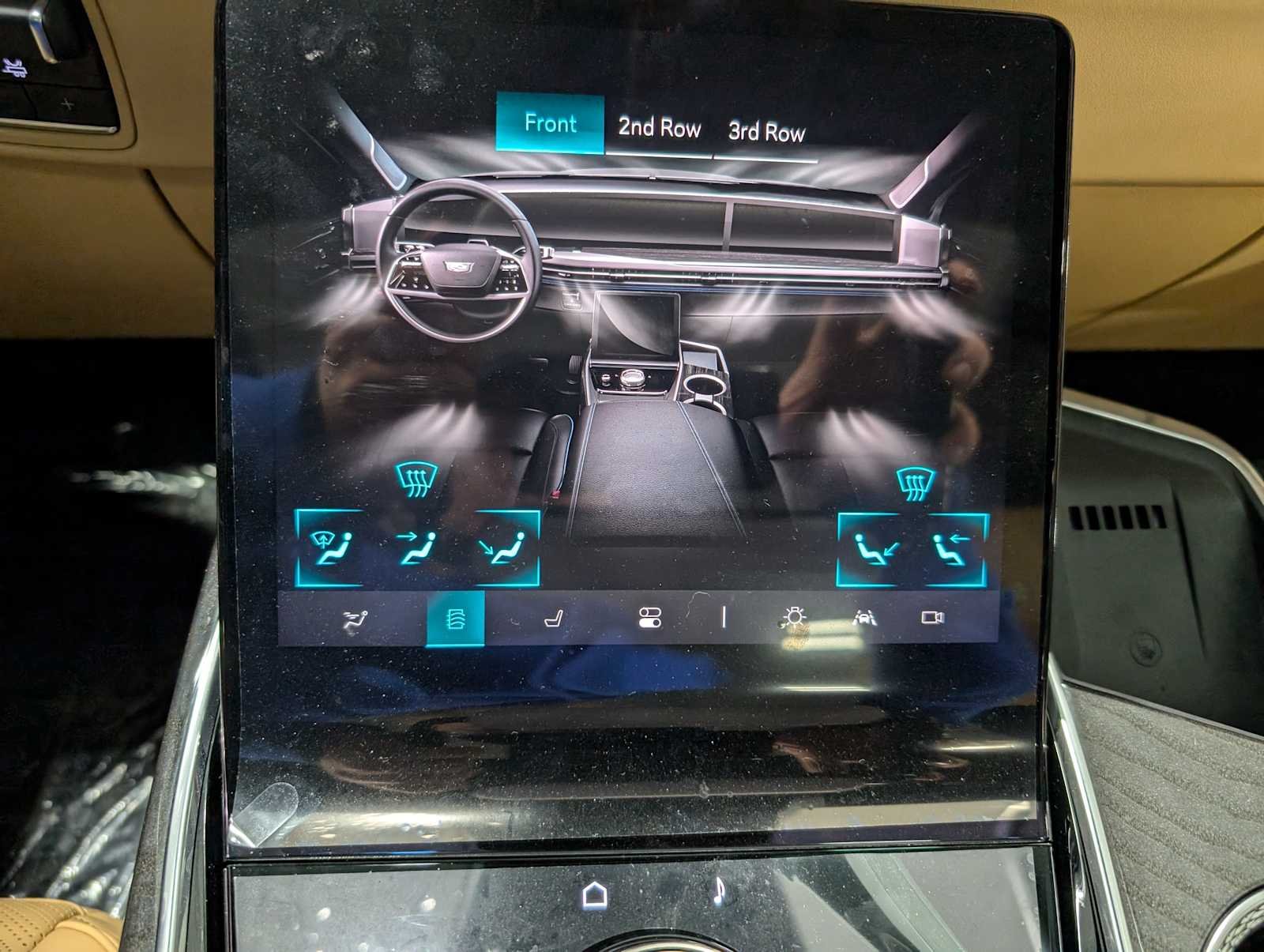 2025 Cadillac Escalade IQ Sport 2 - Photo 38