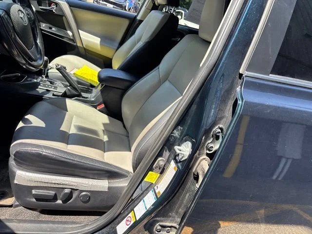 Used 2018 Aqua Toyota Limited image 15