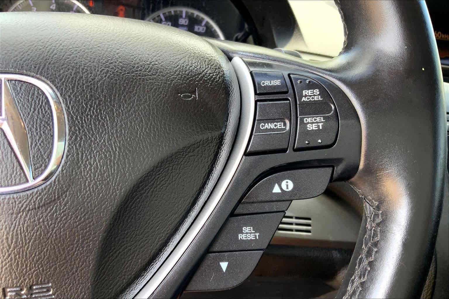 Used 2018 Crystal Black Pearl Acura  image 24