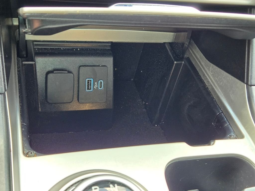 Used 2023 Silver Ford XLT image 30