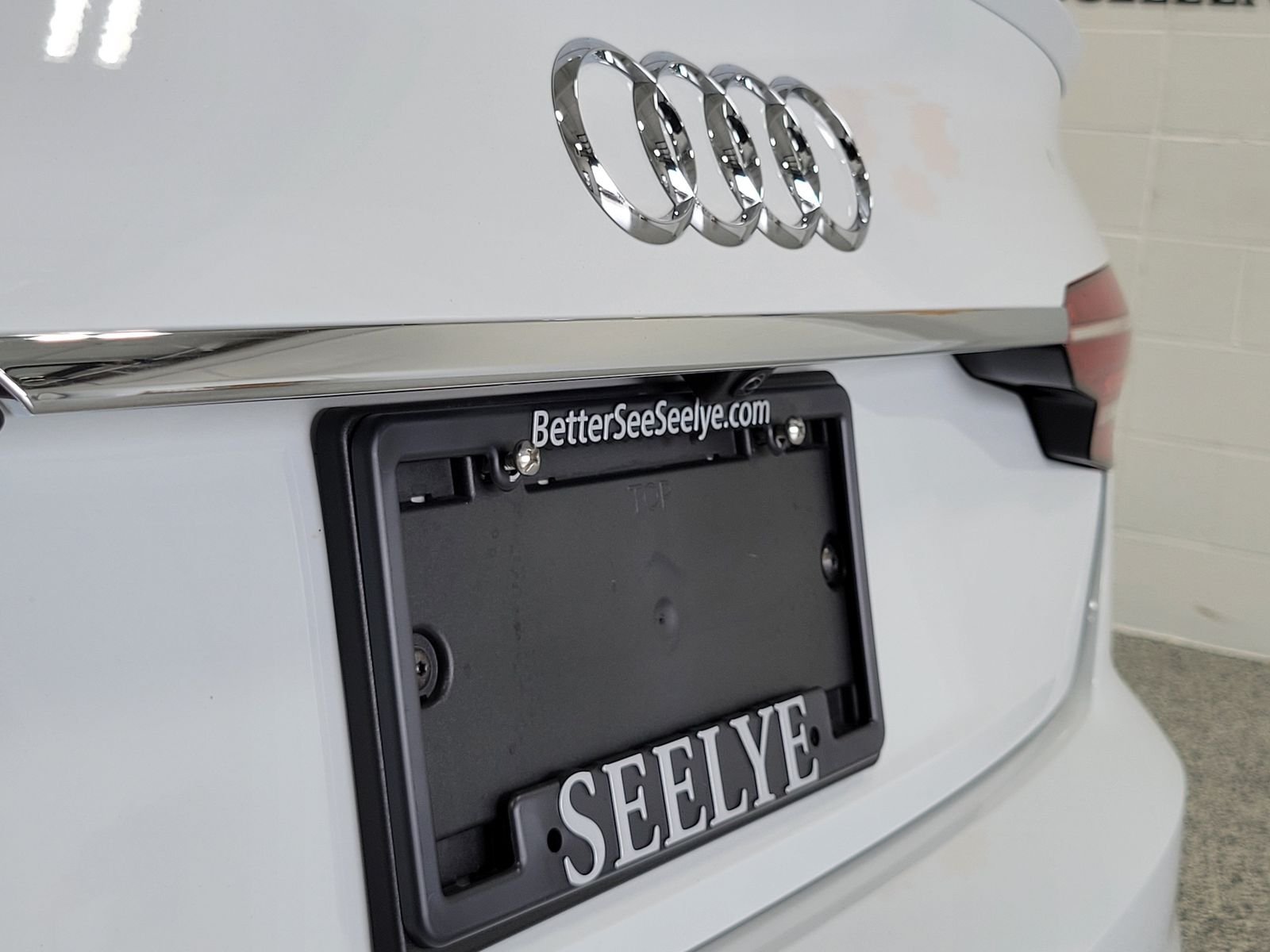 Used 2021 White Audi 3.0T Premium Plus image 30