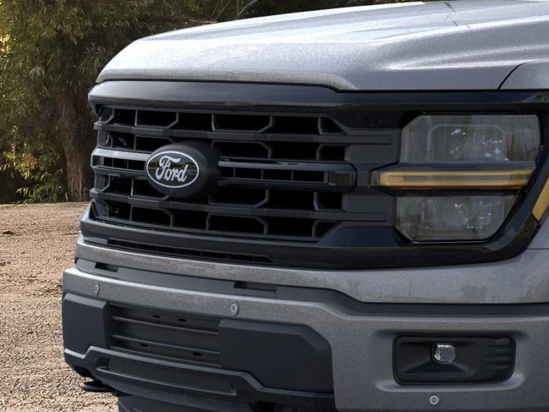 New 2026 Carbonized Gray Metallic Ford XLT image 19