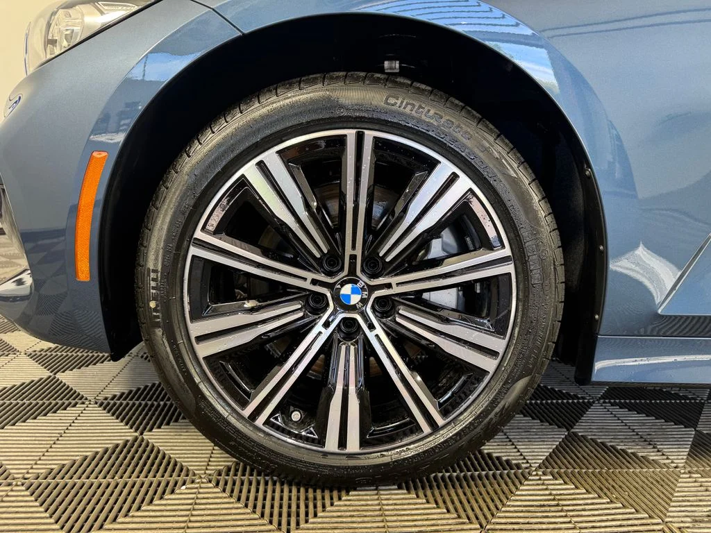 New 2026 Arctic Race Blue metallic BMW 330i xDrive image 10
