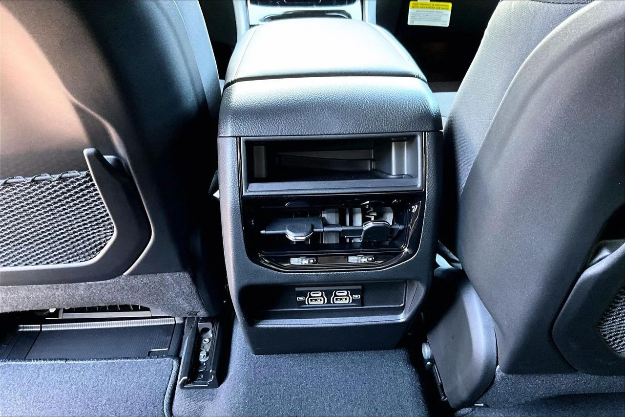 New 2026 Silver Zynith Jeep Laredo image 13