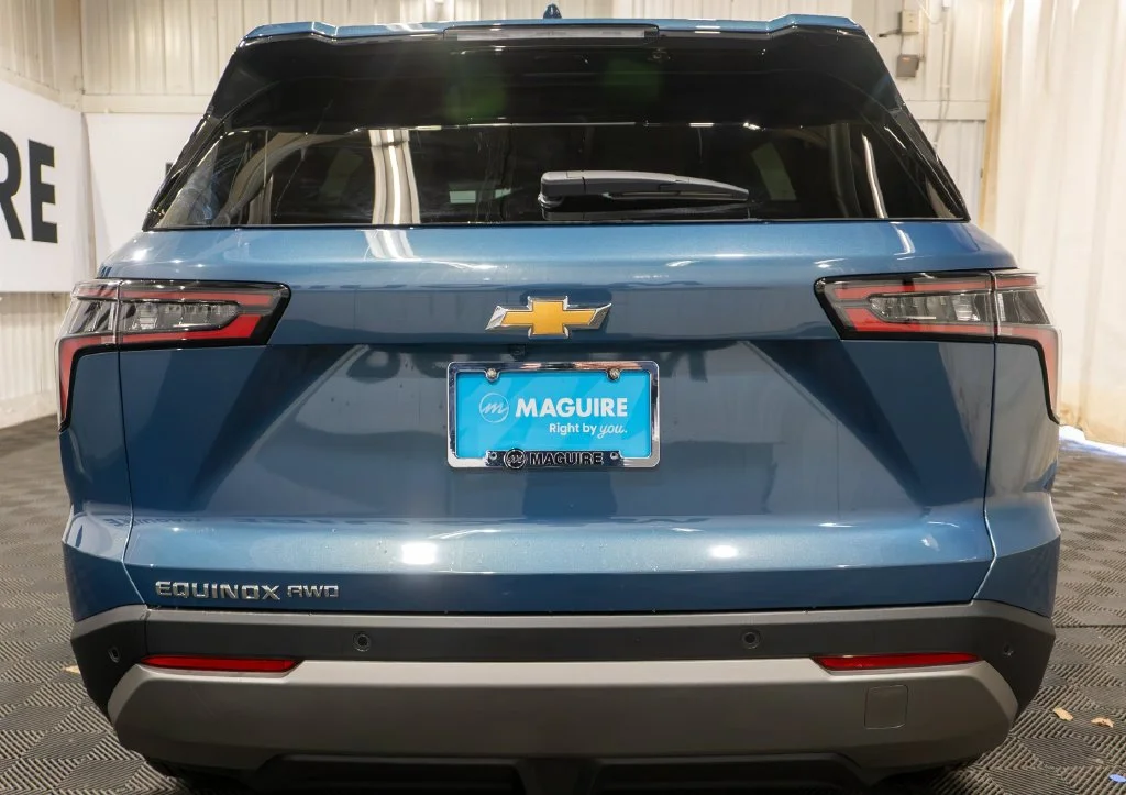 New 2027 Lakeshore Blue Metallic Chevrolet LT image 6