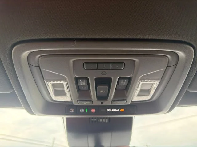 New 2026 Glacier White Tricoat GMC Denali image 31